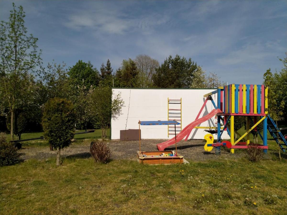 Camping & Guest House Pliskovice Mirovice Eksteriør bilde
