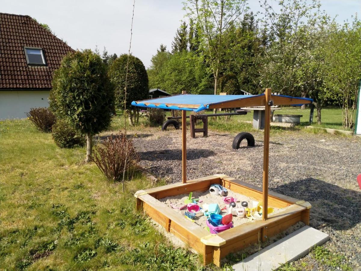 Camping & Guest House Pliskovice Mirovice Eksteriør bilde